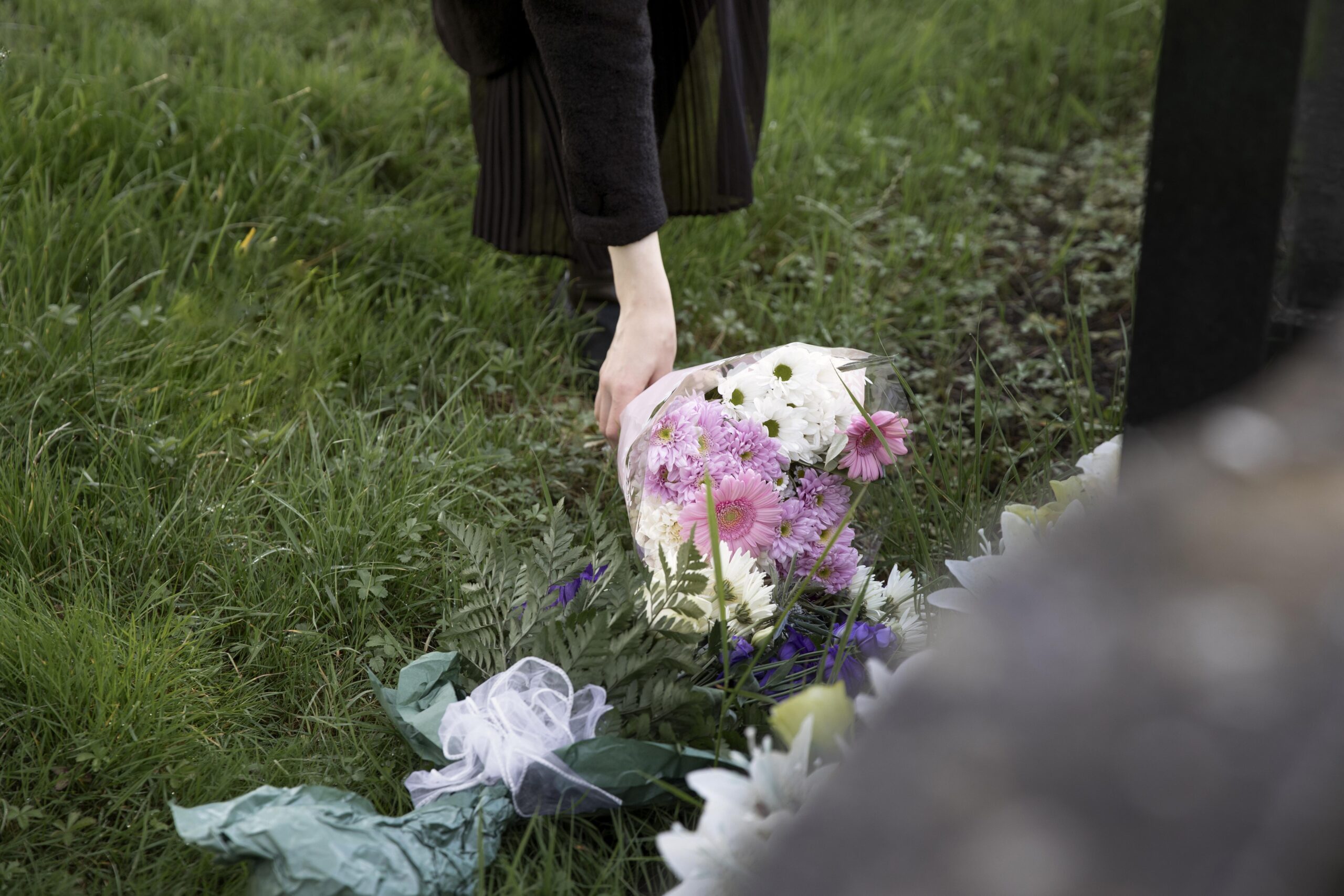 Радоница: как правильно поминать усопших и нужно ли идти на кладбище?