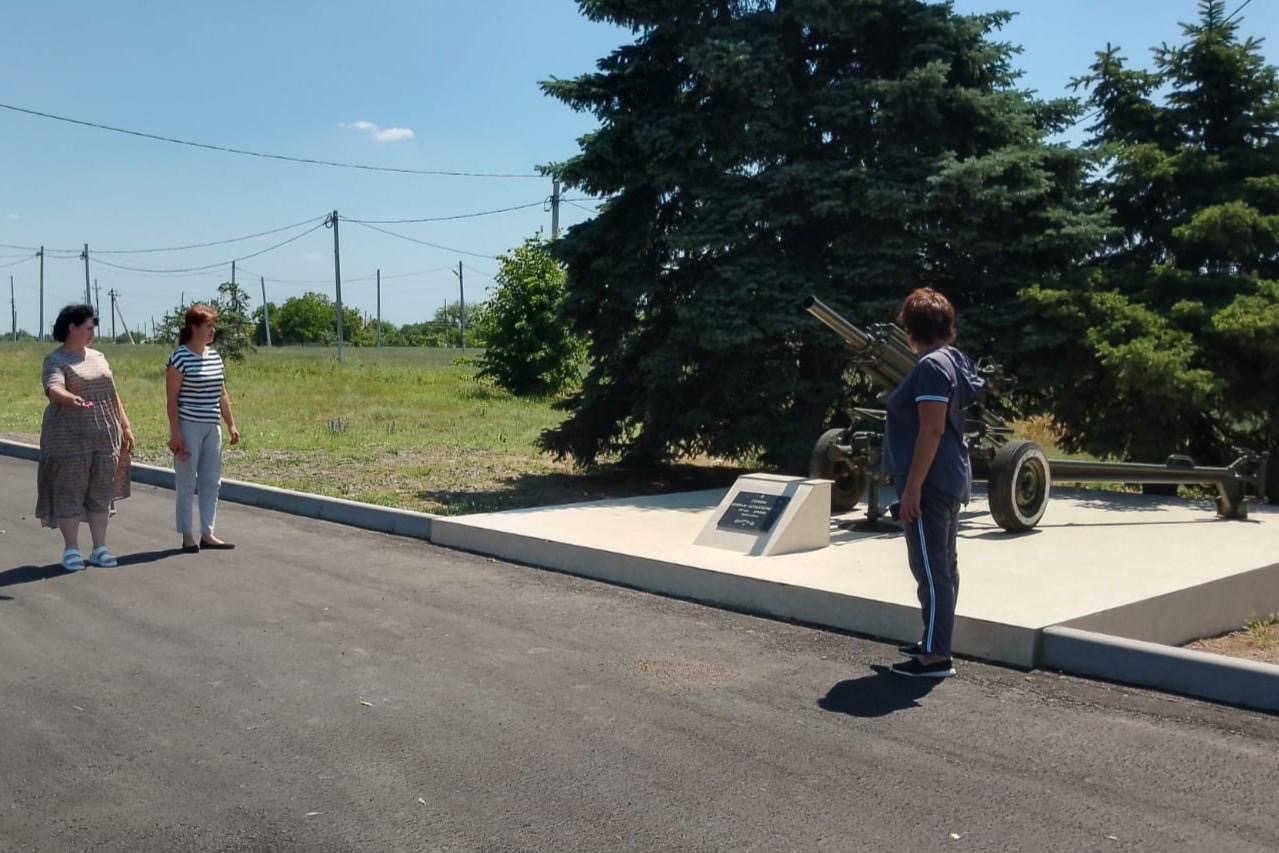 В селе Алексеевка почти завершен ремонт мемориального комплекса «Прорыв»