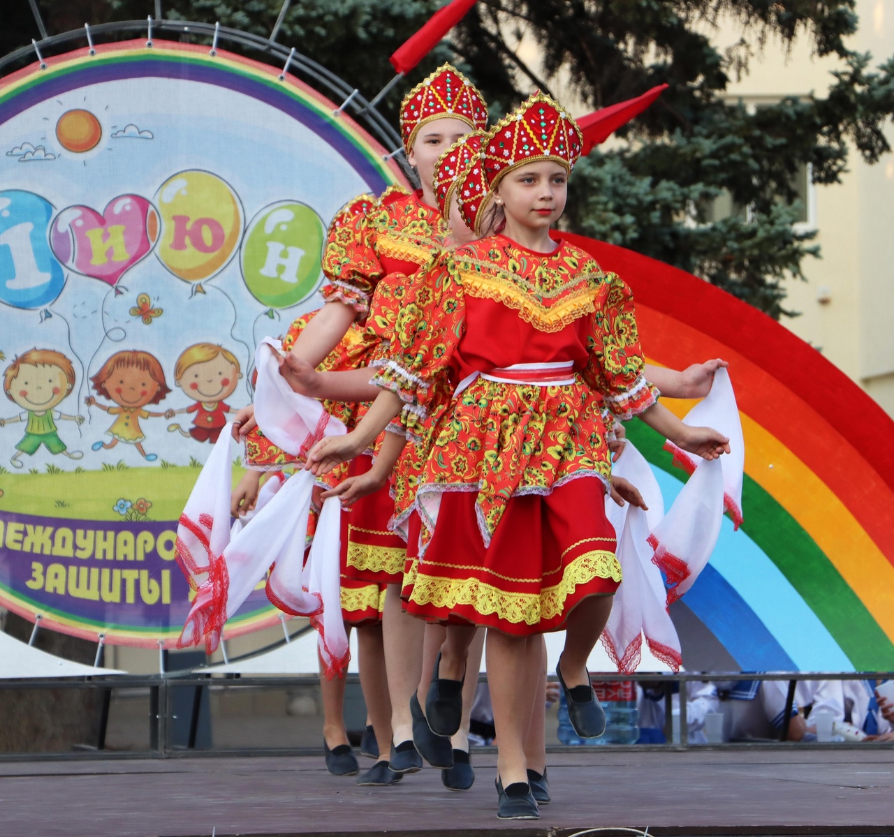 На уличные мероприятия в Ростовской области введен запрет